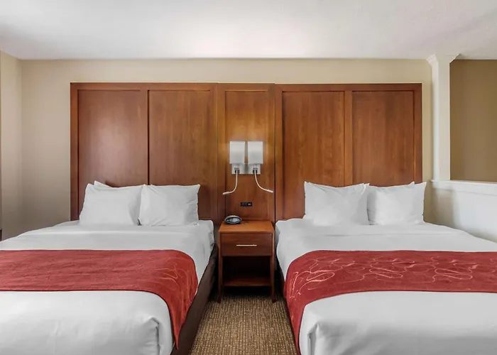 Best Hotels in Crossroads Kansas City