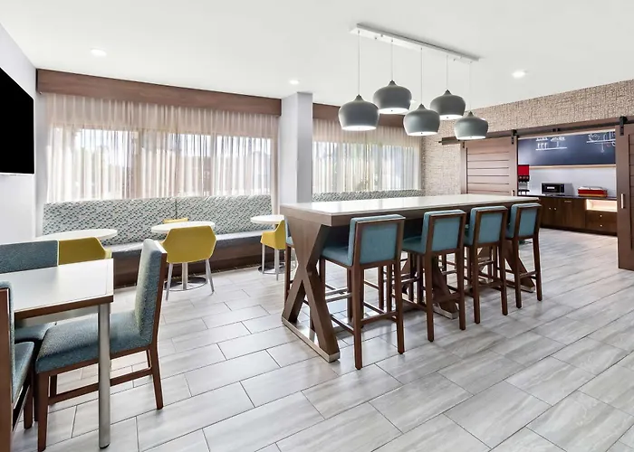 Top Hotels in Washington DC with Jacuzzi